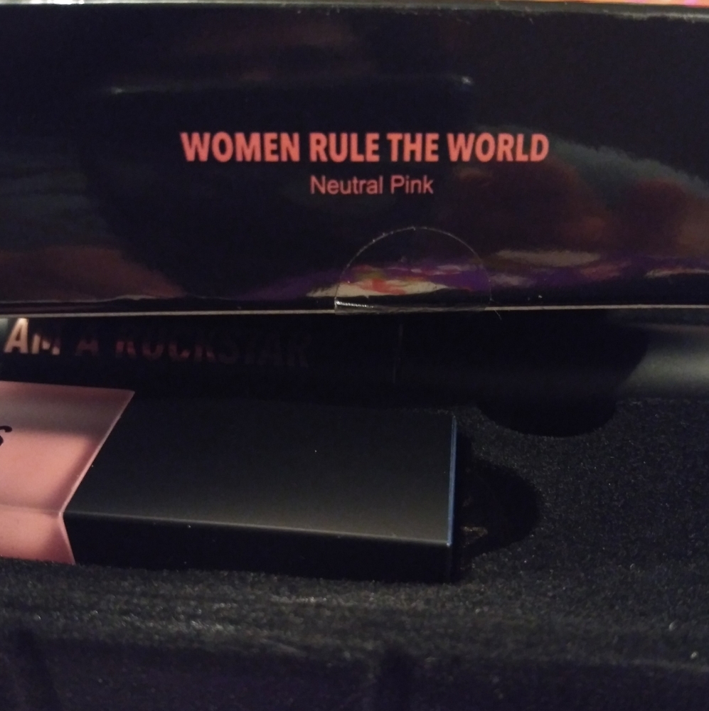 Lip kit - Picture 2 of 2